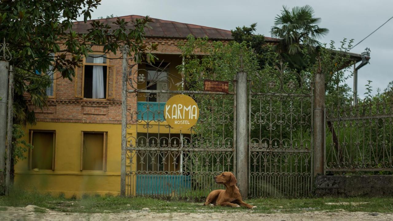 Karma Hostel Мартвили Екстериор снимка